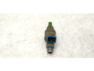 Форсунка INP068 Mitsubishi Colt 4G13