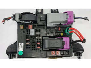   Pojistková skříňka 13277322   Opel Insigni A 2009