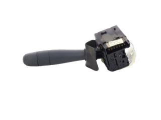 Ручка стеклоочистителей Dacia Logan I