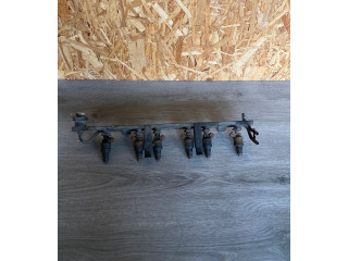 Топливная рампа Volkswagen Golf III