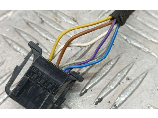 Зеркало электрическое        Skoda Fabia Mk3 (NJ)  2015 - 2021 года   