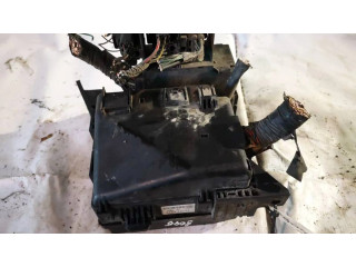 Блок предохранителей 512270028, 51227-0028 Mitsubishi Grandis