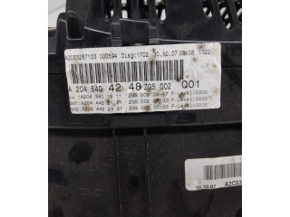 Přístrojová deska Mercedes-Benz C W204 2008 A2045404248