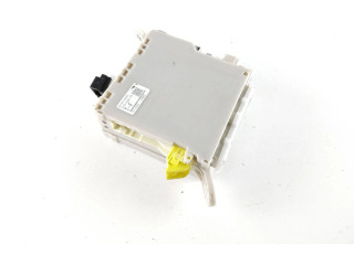 Блок предохранителей 8273050490 Lexus LS 460 - 600H