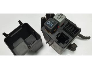 Pojistková skříňka 1J0941391C Audi TT Mk1 2002