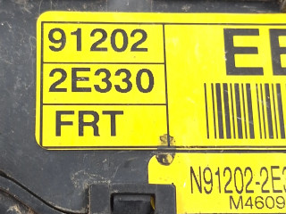   Pojistková skříňka 912102E000, 91210-2E000   Hyundai Tucson JM 2004