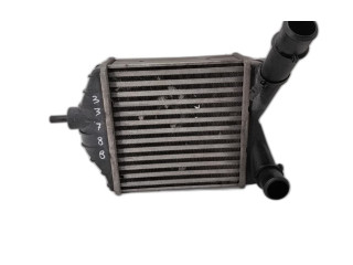 Интеркулер  46836770, 188A9000   Fiat Idea 