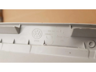 Другая деталь салона