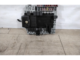Блок предохранителей 30679527, 30679527 Volvo S80