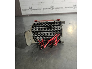 Блок предохранителей  9162439   Volvo V70    