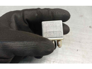 Блок предохранителей 0015420219 Mercedes-Benz S W140