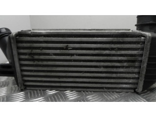 Интеркулер  8999500, VD15558   Citroen Jumpy 2.0