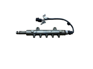 Vstřikovací lišta 11H04857, 0640 Mitsubishi Pajero 4M41