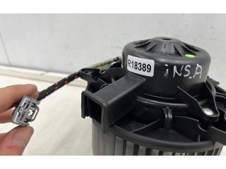 Вентилятор печки  52426734   Opel Meriva B 