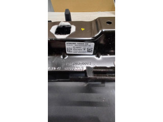 Дисплей    670274834   Maserati Grecale