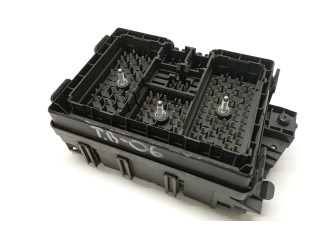 Блок предохранителей 151943963, 27251643   Chevrolet TrailBlazer    