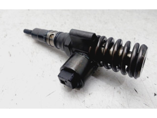 Форсунка 03G130073G    Audi A3 S3 A3 Sportback 8P   