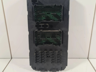 Блок предохранителей 56050066ac Jeep Grand Cherokee (WK)