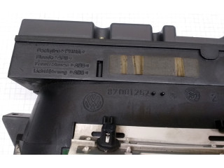 Панель приборов 1H6919033A, 82001262 Volkswagen Golf III