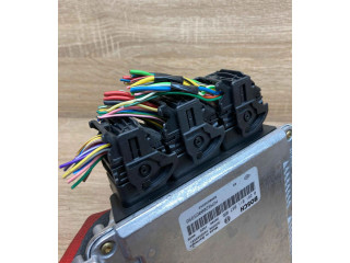 Блок управления двигателем Блок управления 8200065996, 0281011087 Volvo S40, V40