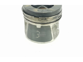 Píst 95517816, 4407965 Opel Vivaro