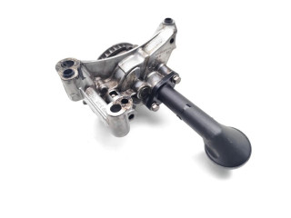 Масляный насос  CAYC 03L115105C  Audi A3 S3 A3 Sportback 8P 