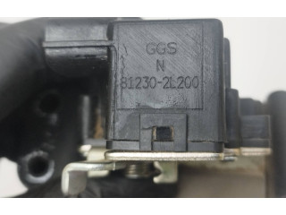 Zámek zadních dveří 812302L200 Hyundai i30 2011