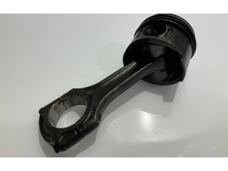 Píst Mercedes-Benz E W211 648.961