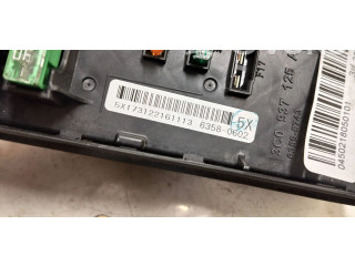 Блок предохранителей 3c0937125a, 5n0937629   Audi Q3 8U    