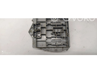 Блок предохранителей 51742419 Alfa Romeo GT