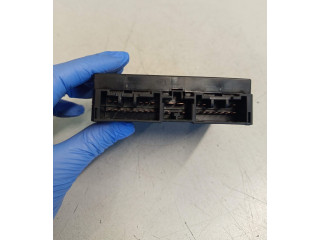   Pojistková skříňka 8921130020   Lexus GS 300 350 430 450H 2007