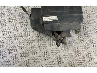 Блок предохранителей MB500100B   Subaru Forester SG    