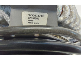 Генератор 32137503   Volvo XC90      