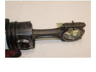 Píst    Ford Kuga II    XRMA 