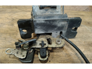 Zámek zadních dveří KIA Sorento 2005