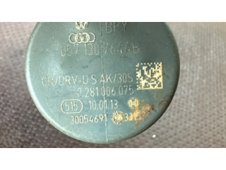 Топливная рампа 057130764ab   Audi A4 S4 B6 8E 8H 1.9 