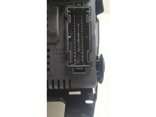 Блок предохранителей 30728539, 12243769 Volvo XC90