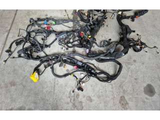 Pojistková skříňka 7P0937548F Volkswagen Touareg II 2013