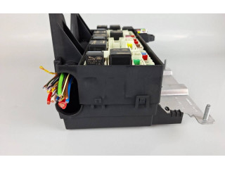 Блок предохранителей GX7314C445AA Jaguar XE