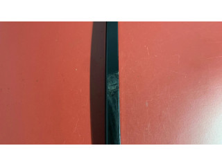 Облицовка стекла задней двери