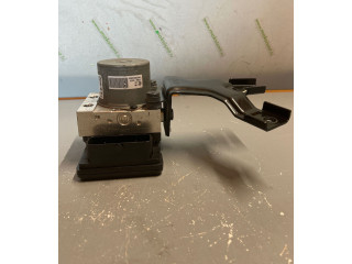 Блок АБС 6158945200, EM320B040203   Hyundai  i20 Active  2016 - 2021 года