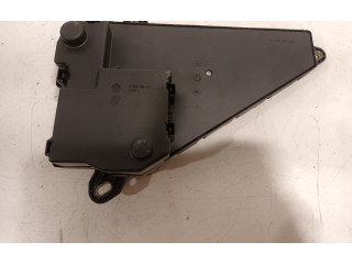 Pojistková skříňka 518956024 BMW 5 E60 E61 2006