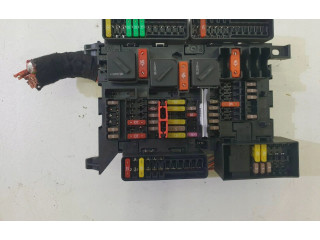 Pojistková skříňka 9270356 BMW 2 F45 2017