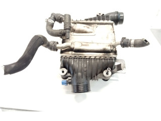 Интеркулер GX736K775AD Jaguar XE