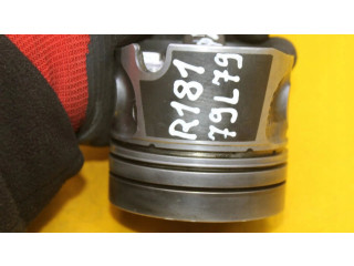 Píst Audi A4 S4 B6 8E 8H