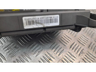 Pojistková skříňka B010105300 BMW X6 E71 2009