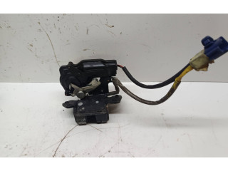 Zámek zadních dveří Toyota Avensis T250 2005