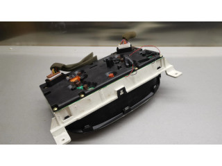 Přístrojová deska Nissan Almera Tino 2001 BU010