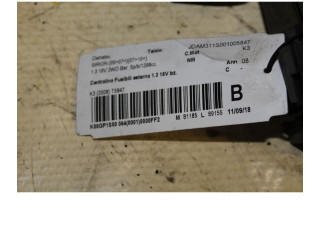 Блок предохранителей Daihatsu Sirion