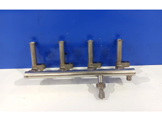 Топливная рампа 31410835, 31336652   Volvo XC90   для двигателя B 4204 T27